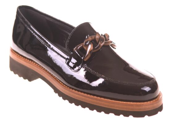 Paulette zwart lak loafer met stoere zool - Afbeelding 2