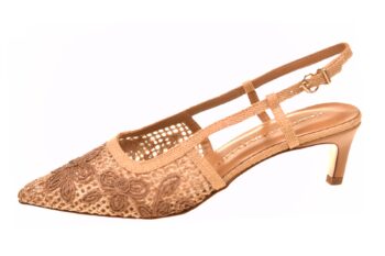 Pedro Miralles slingback beige met bloemmotief opengewerkt raffia met lage hak